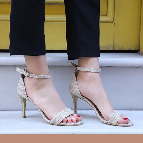 Kadın Gold Pullu Topuklu Ayakkabı 